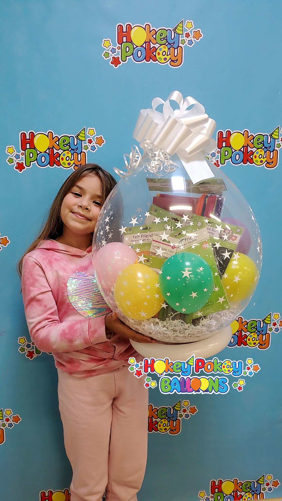 Picture of Deluxe Craft - Stuffed Balloon Gift with a Bow