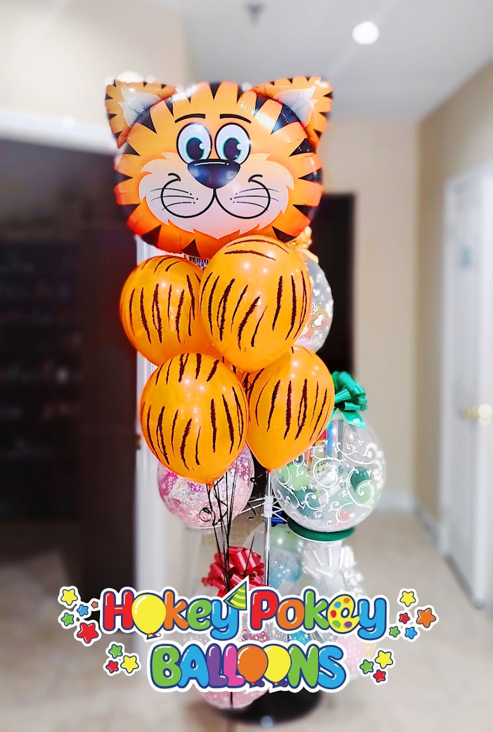Picture of Tickled Tiger Balloon Bouquet (helium-filled)