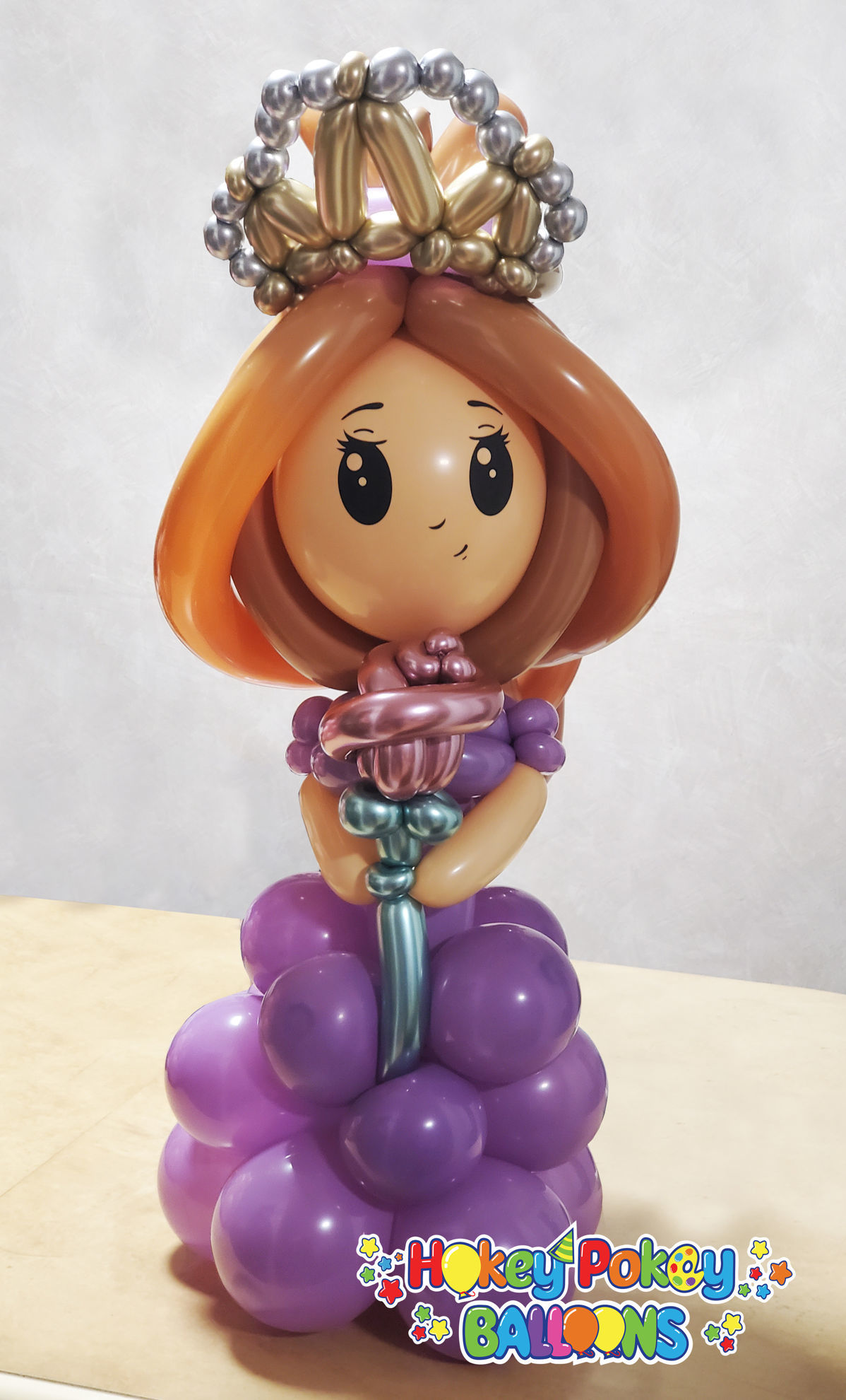 Picture of Princess with Rose - Balloon Centerpiece -2ft